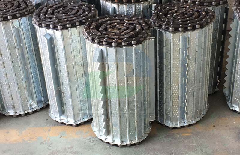 Stainless steel hinged belt chip conveyor