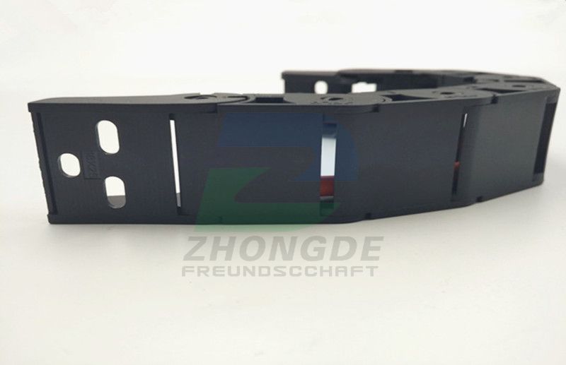 Semi-closed Cable Carrier