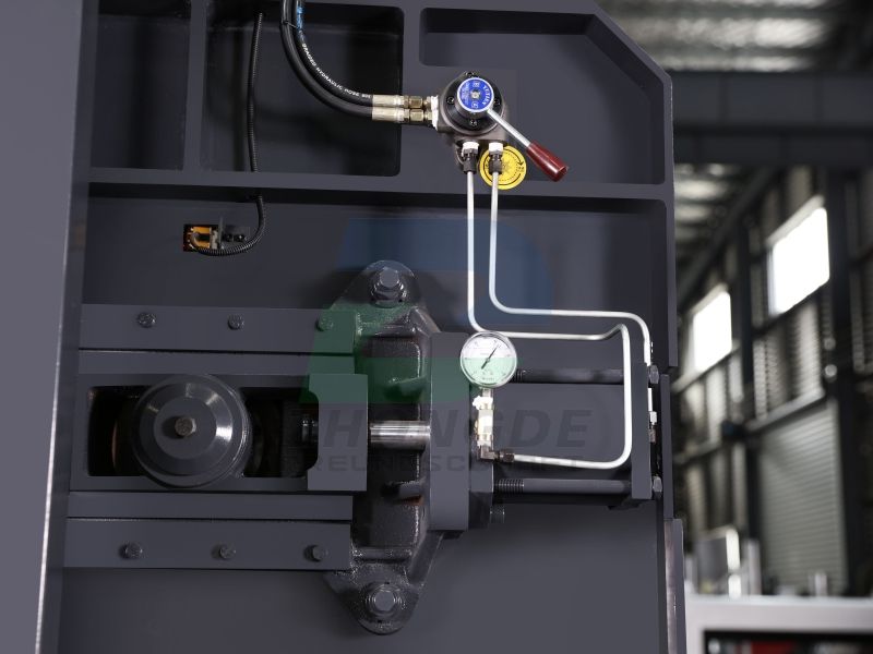 Automatic CNC Band Saw Machine for Metal Cutting