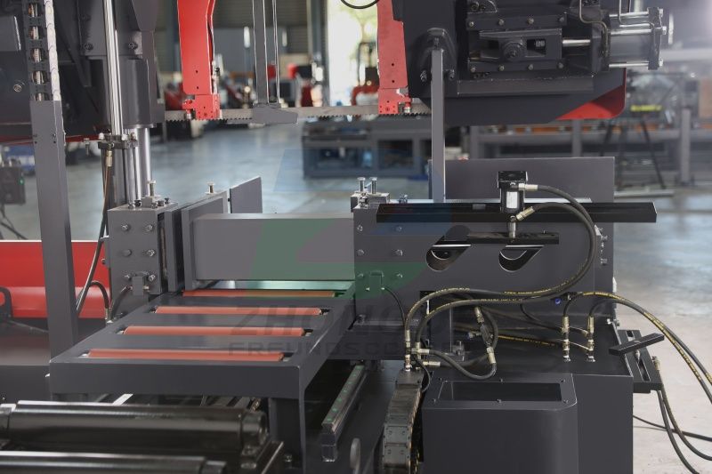 H1-50N Heavy Duty CNC Bandsaw Machine